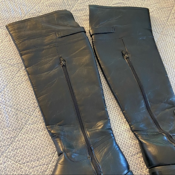 BOOTS, Size 38 - Picture 6 of 8